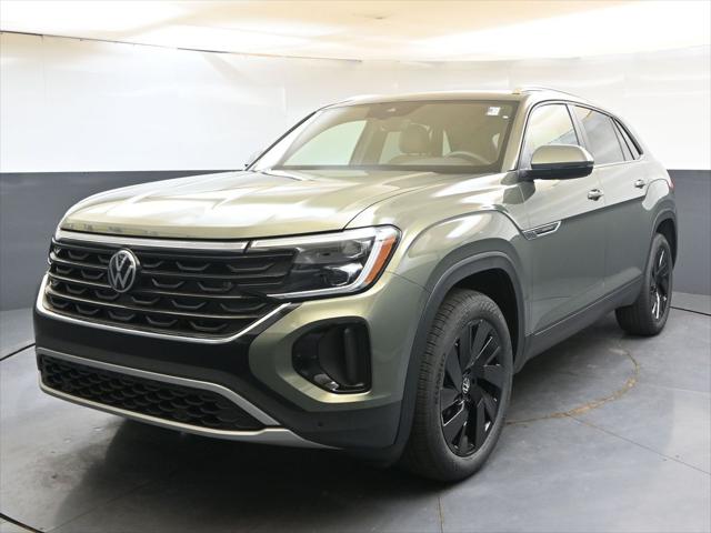 2026 Volkswagen Atlas Cross Sport SE with Technology for sale in Kalamazoo, MI