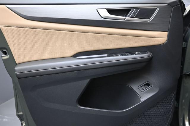 2026 Volkswagen Atlas Cross Sport SE with Technology