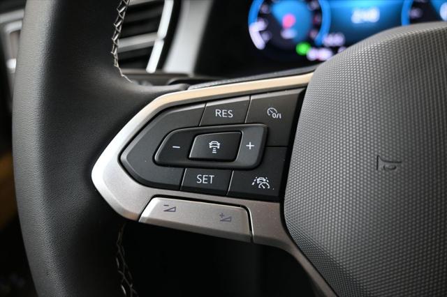 2026 Volkswagen Atlas Cross Sport SE with Technology