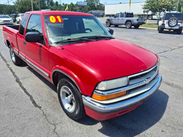 2001 Chevrolet S-10 LS