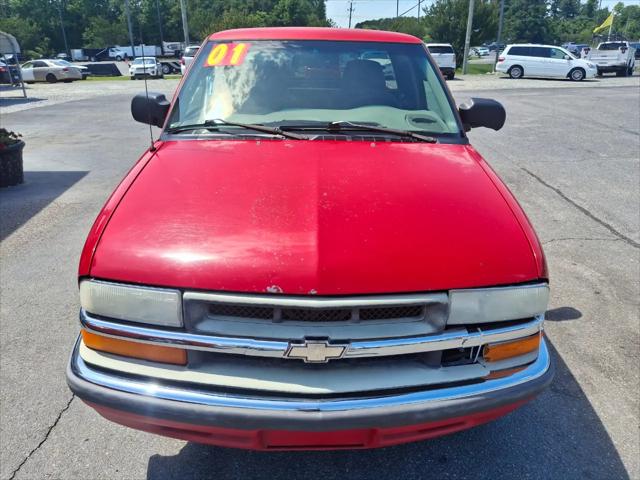 2001 Chevrolet S-10 LS
