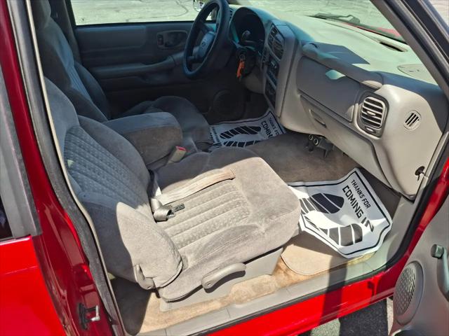 2001 Chevrolet S-10 LS