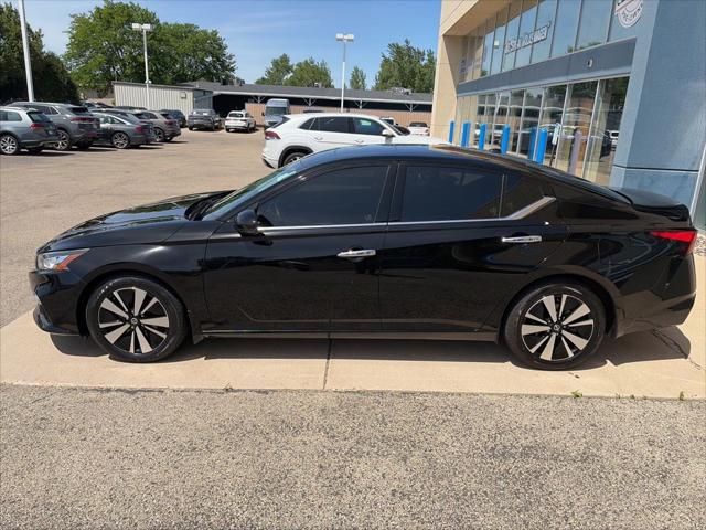 2020 Nissan Altima SL FWD