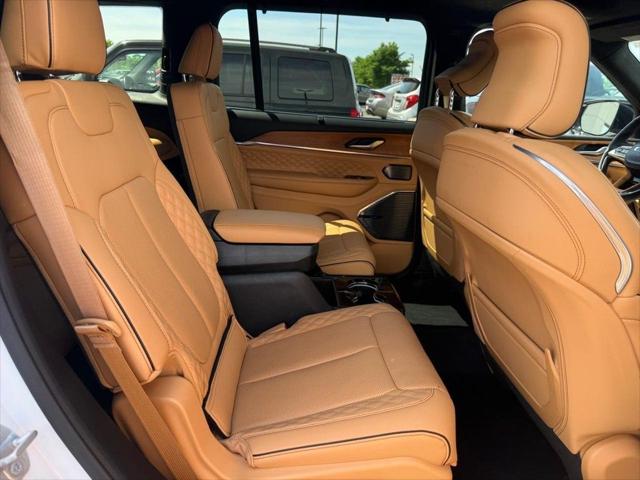 2023 Jeep Grand Cherokee L Summit Reserve 4x4