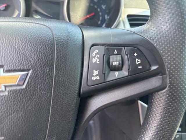 2013 Chevrolet Cruze LS Auto