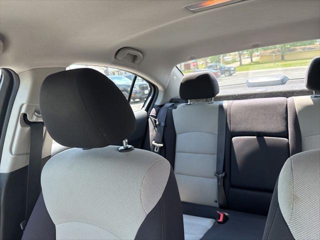 2013 Chevrolet Cruze LS Auto