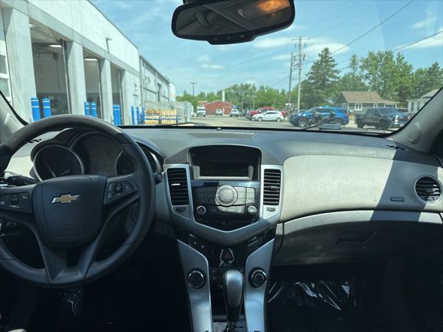 2013 Chevrolet Cruze LS Auto