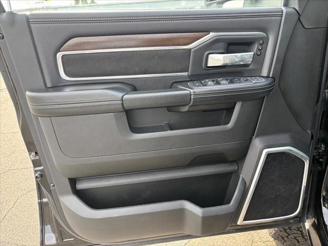 2024 Ram 3500 Laramie Crew Cab 4x4 6'4" Box