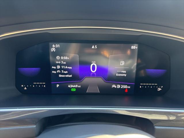 2022 Volkswagen Tiguan 2.0T SE R-Line Black