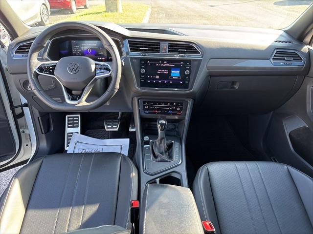 2022 Volkswagen Tiguan 2.0T SE R-Line Black