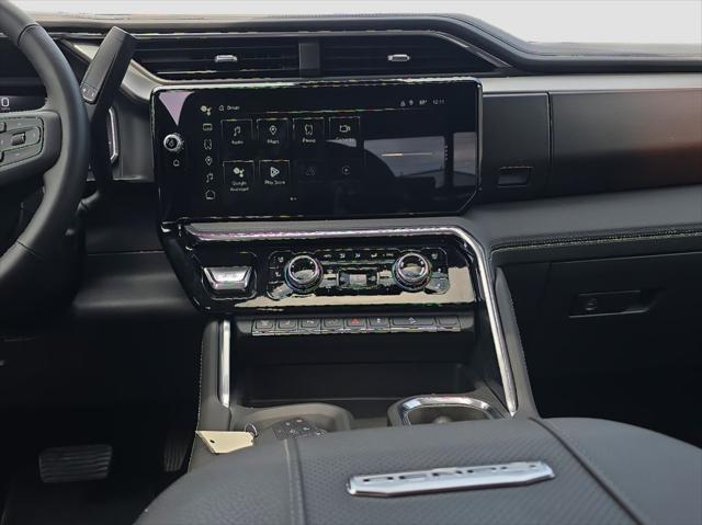 2026 GMC Sierra 2500HD Crew Cab, Standard Bed, Denali, 4WD