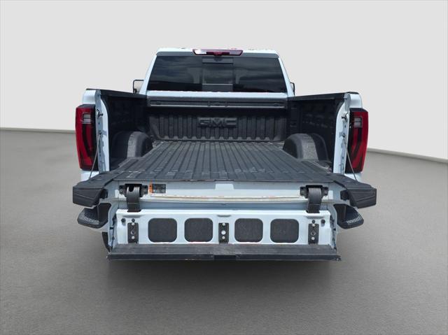 2026 GMC Sierra 2500HD Crew Cab, Standard Bed, Denali, 4WD
