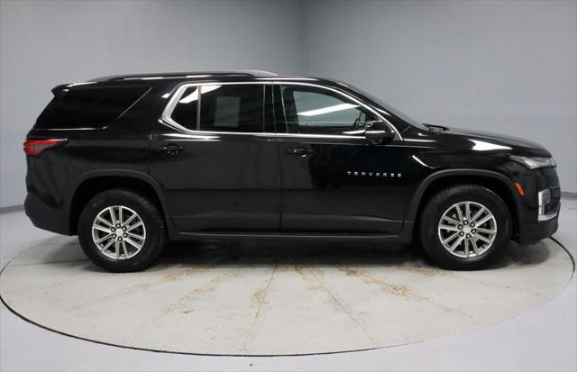 2022 Chevrolet Traverse AWD LT Leather