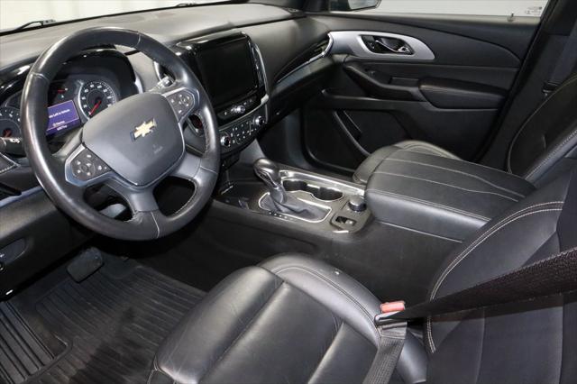 2022 Chevrolet Traverse AWD LT Leather