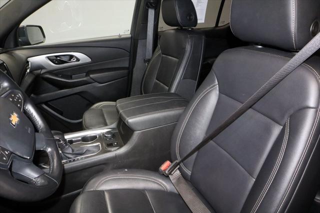 2022 Chevrolet Traverse AWD LT Leather