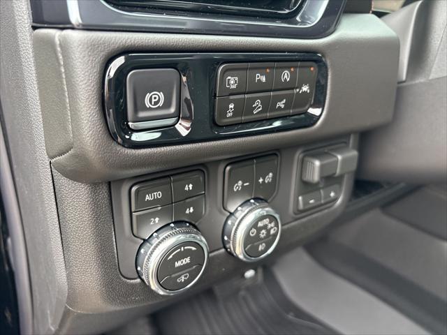 2026 GMC Yukon 4WD AT4