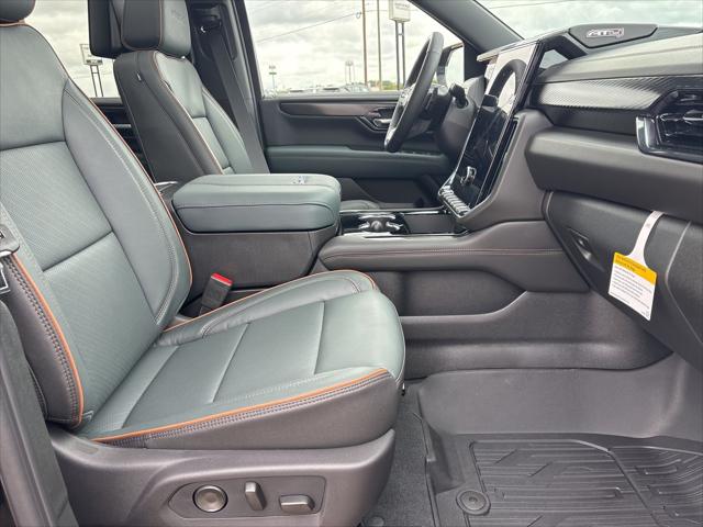 2026 GMC Yukon 4WD AT4