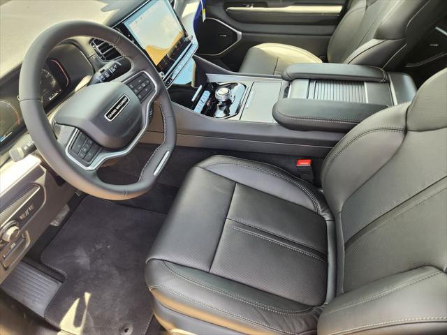 2026 Jeep Grand Wagoneer 4x2