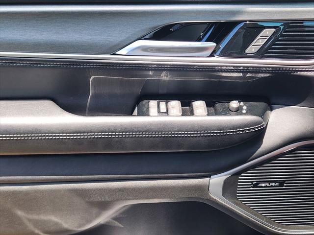 2026 Jeep Grand Wagoneer 4x2