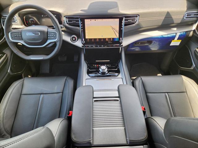 2026 Jeep Grand Wagoneer 4x2