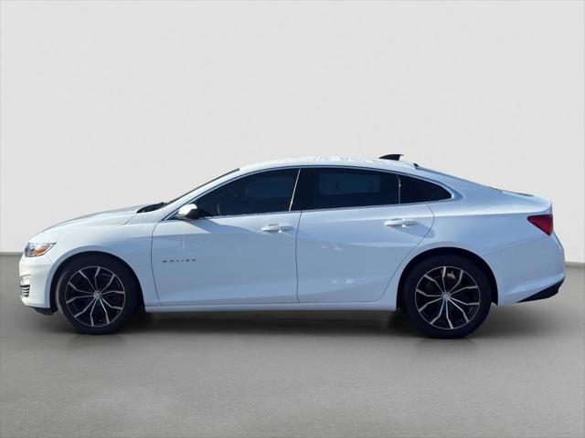 2022 Chevrolet Malibu FWD 1FL