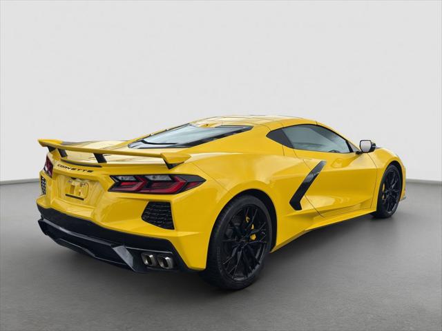 2025 Chevrolet Corvette Stingray RWD Coupe 2LT