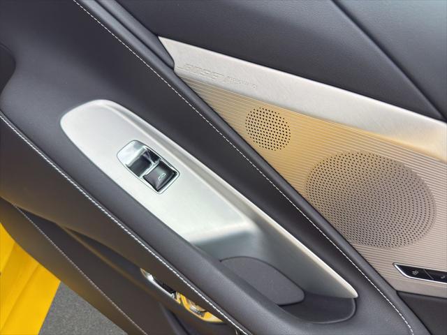 2025 Chevrolet Corvette Stingray RWD Coupe 2LT