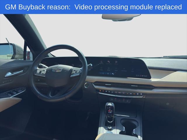 2025 Cadillac XT4 AWD Premium Luxury