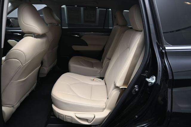 2025 Toyota Highlander Limited