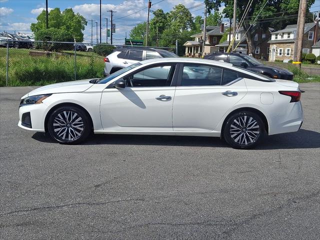 2025 Nissan Altima SV FWD