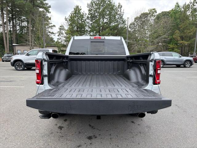 2026 Ram 1500 Express Crew Cab 4x4 57 Box