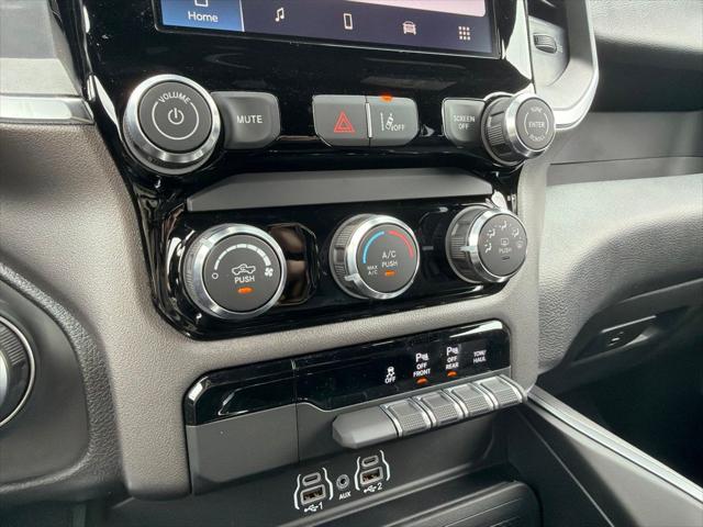 2026 Ram 1500 Express Crew Cab 4x4 57 Box