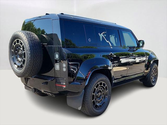 2026 Land Rover Defender P635 OCTA
