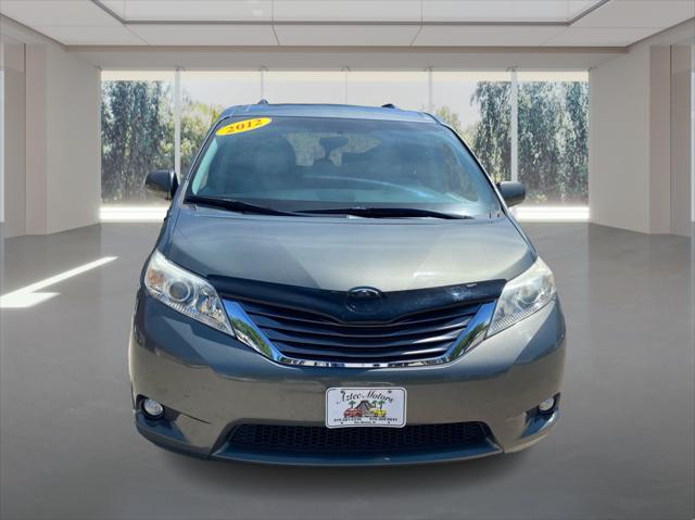 2012 Toyota Sienna XLE V6 8 Passenger