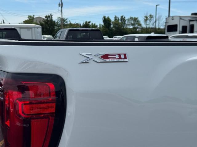 2026 GMC Sierra 3500HD Crew Cab, Long Bed, SLE Dual Rear Wheel, 4WD