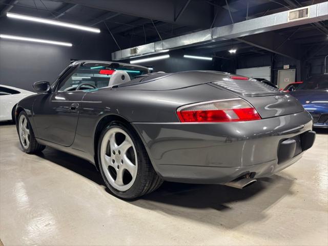 2000 Porsche 911 Carrera