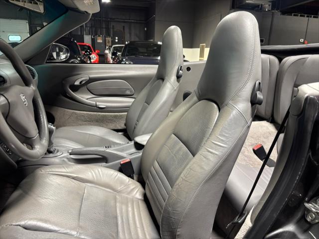 2000 Porsche 911 Carrera