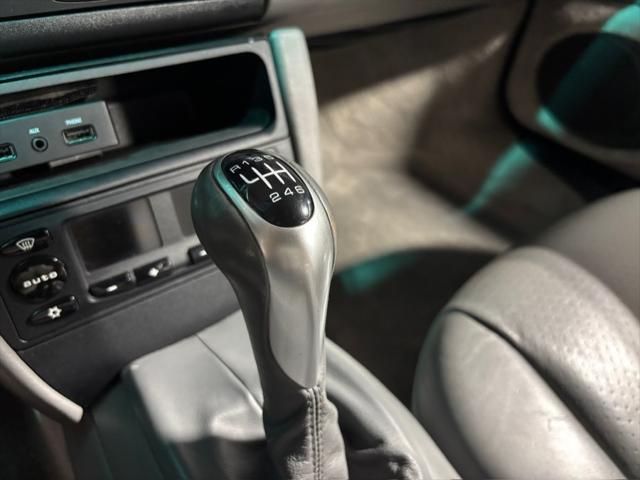 2000 Porsche 911 Carrera