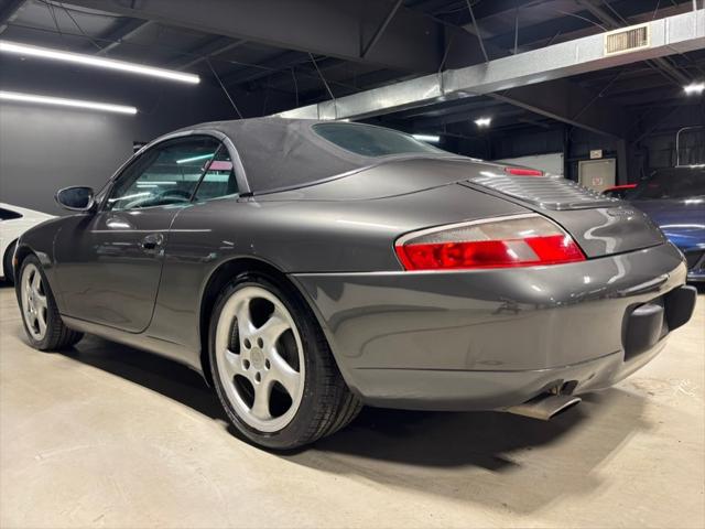 2000 Porsche 911 Carrera