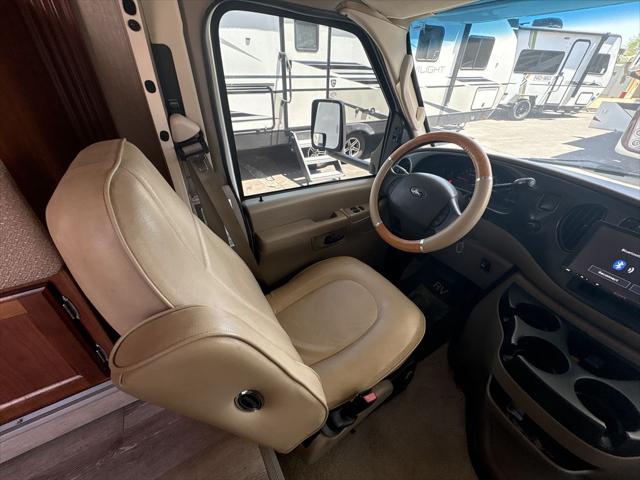 2008 Ford E-450 Cutaway Unknown