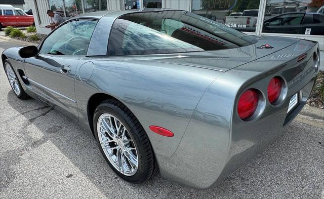 2004 Chevrolet Corvette Base 2dr Coupe