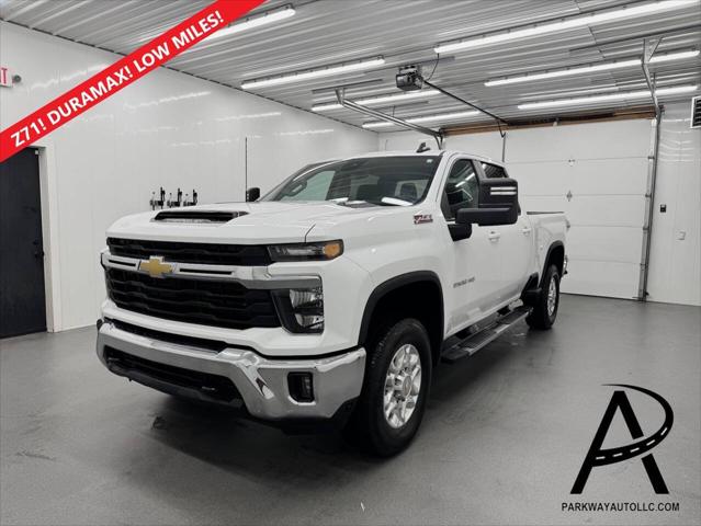 2025 Chevrolet Silverado 2500HD 4WD Crew Cab Standard Bed LT for sale in Hudsonville, MI