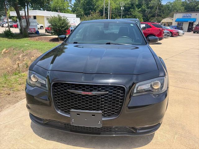 2022 Chrysler 300 S