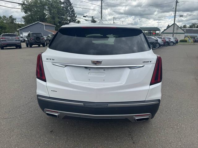 2022 Cadillac XT5 AWD Premium Luxury
