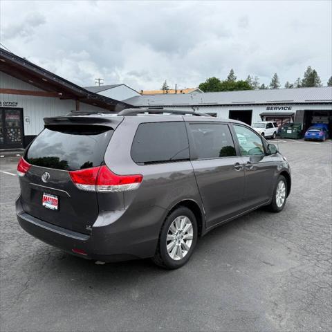 2013 Toyota Sienna LE 7 Passenger