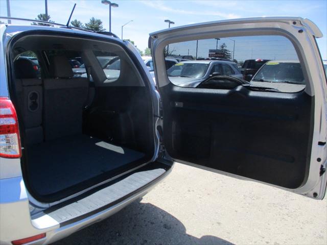 2011 Toyota RAV4 Base 4x4 4dr SUV