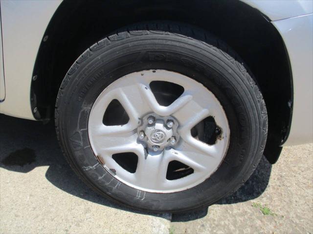 2011 Toyota RAV4 Base 4x4 4dr SUV