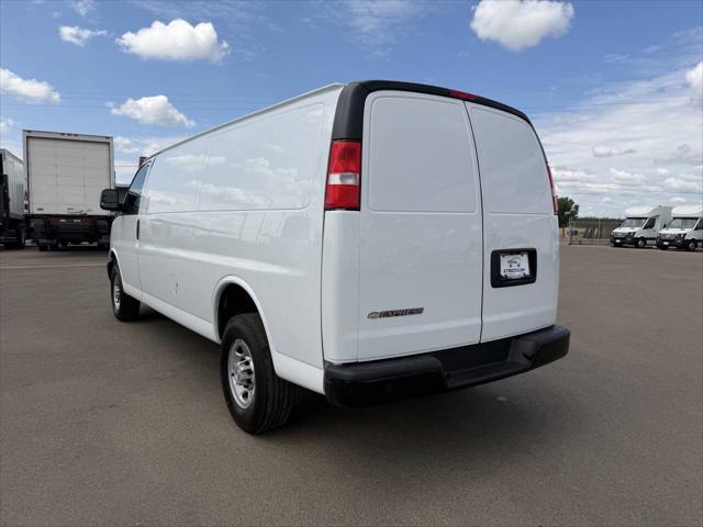 2022 Chevrolet Express Cargo Van RWD 2500 Extended Wheelbase WT