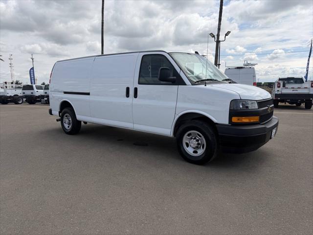 2022 Chevrolet Express Cargo Van RWD 2500 Extended Wheelbase WT