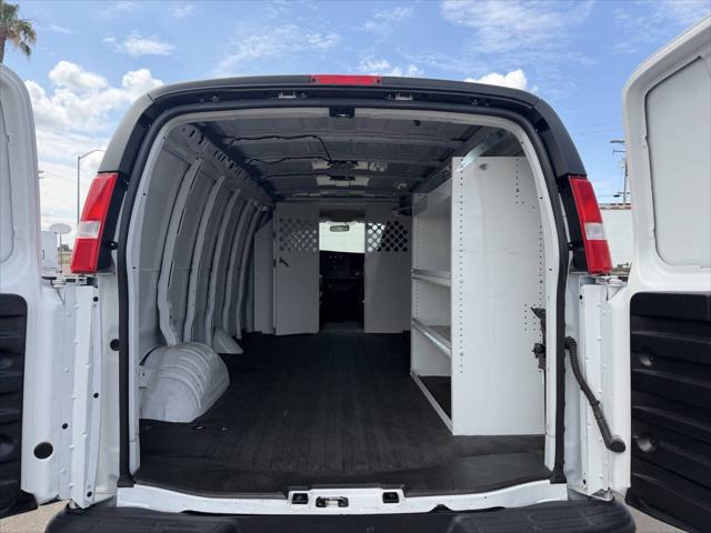 2022 Chevrolet Express Cargo Van RWD 2500 Extended Wheelbase WT